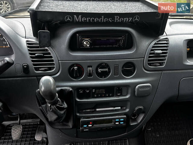 Синій Мерседес Sprinter, об'ємом двигуна 2.69 л та пробігом 492 тис. км за 12300 $, фото 16 на Automoto.ua