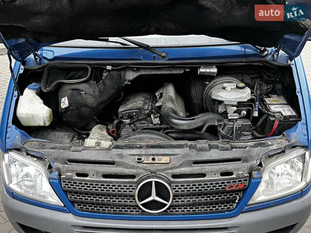 Синій Мерседес Sprinter, об'ємом двигуна 2.69 л та пробігом 492 тис. км за 12300 $, фото 29 на Automoto.ua