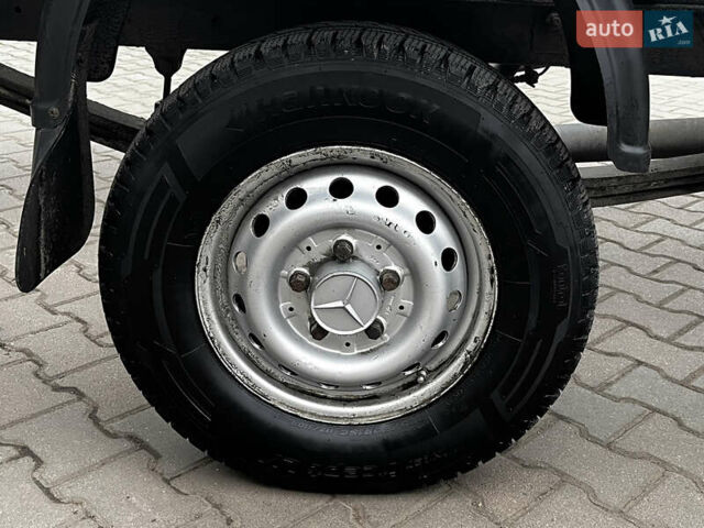 Синій Мерседес Sprinter, об'ємом двигуна 2.69 л та пробігом 492 тис. км за 12300 $, фото 26 на Automoto.ua