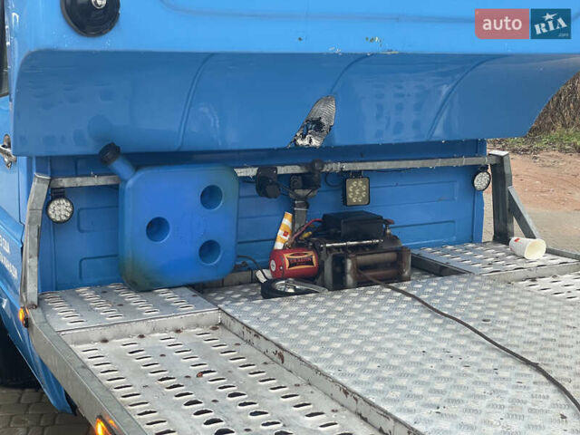 Синий Мерседес Sprinter, объемом двигателя 2.15 л и пробегом 378 тыс. км за 15000 $, фото 11 на Automoto.ua