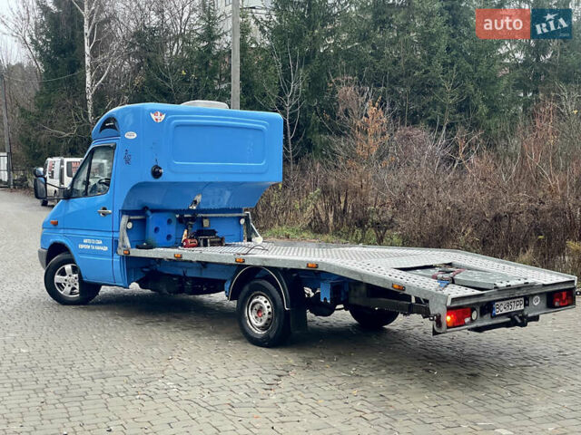 Синий Мерседес Sprinter, объемом двигателя 2.15 л и пробегом 378 тыс. км за 15000 $, фото 5 на Automoto.ua