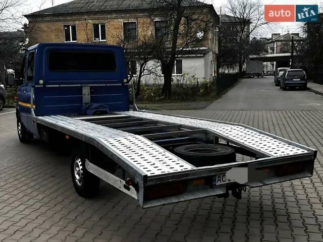 Синий Мерседес Sprinter, объемом двигателя 2.69 л и пробегом 504 тыс. км за 12400 $, фото 7 на Automoto.ua