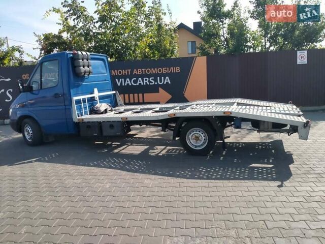 Синий Мерседес Sprinter, объемом двигателя 2.1 л и пробегом 442 тыс. км за 10900 $, фото 4 на Automoto.ua