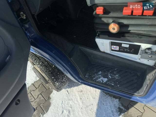 Синій Мерседес Sprinter, об'ємом двигуна 2.7 л та пробігом 210 тис. км за 15300 $, фото 30 на Automoto.ua