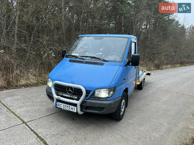 Синий Мерседес Sprinter, объемом двигателя 2.15 л и пробегом 754 тыс. км за 10500 $, фото 2 на Automoto.ua