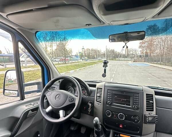 Синій Мерседес Sprinter, об'ємом двигуна 2.15 л та пробігом 528 тис. км за 22800 $, фото 33 на Automoto.ua