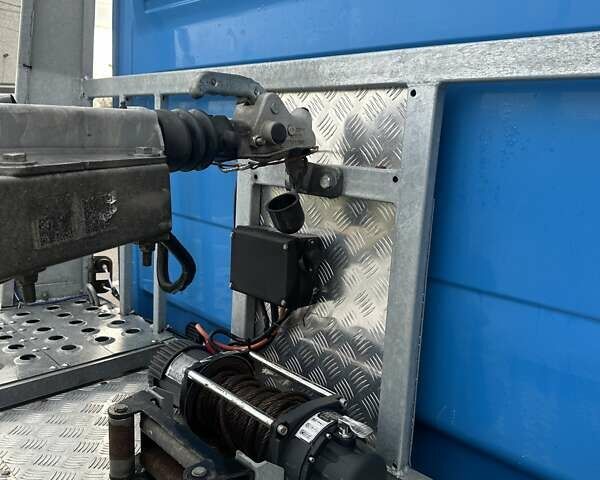 Синій Мерседес Sprinter, об'ємом двигуна 2.15 л та пробігом 528 тис. км за 22800 $, фото 11 на Automoto.ua