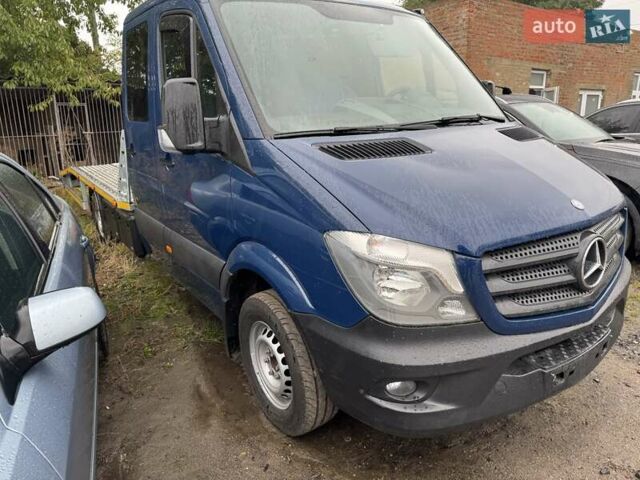 Синий Мерседес Sprinter, объемом двигателя 2.15 л и пробегом 620 тыс. км за 13500 $, фото 2 на Automoto.ua