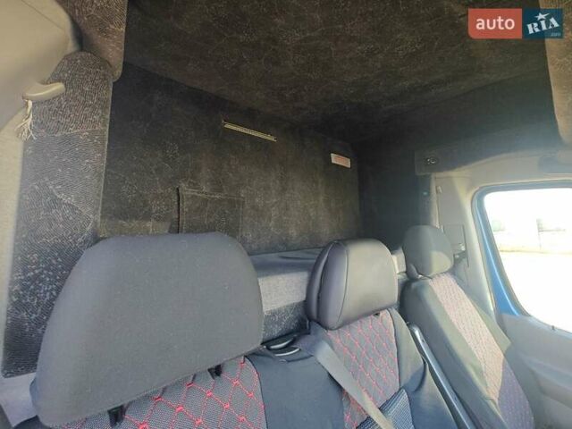 Синій Мерседес Sprinter, об'ємом двигуна 2.99 л та пробігом 355 тис. км за 42000 $, фото 10 на Automoto.ua