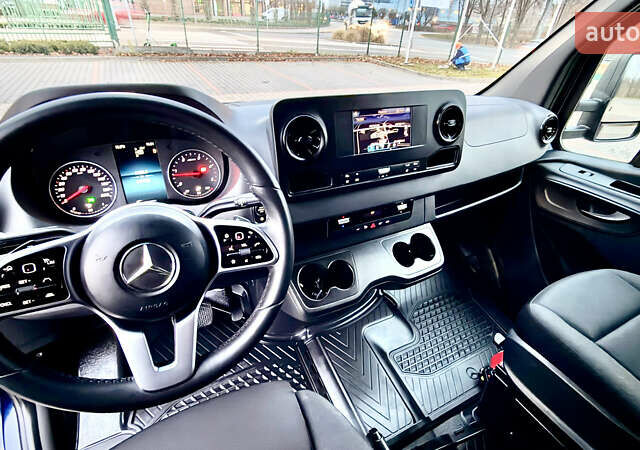 Синий Мерседес Sprinter, объемом двигателя 3 л и пробегом 850 тыс. км за 22222 $, фото 10 на Automoto.ua