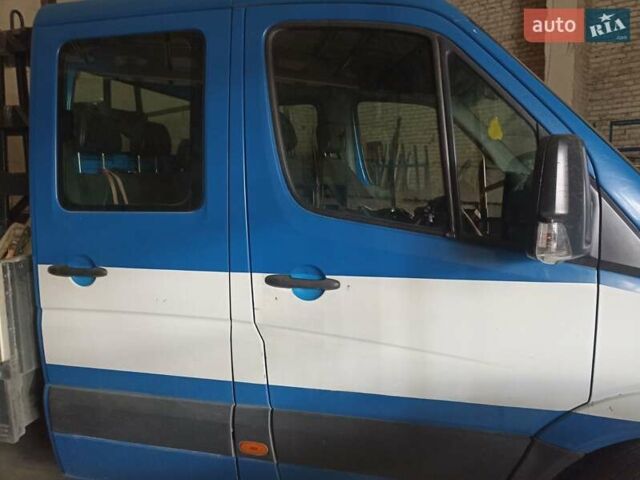 Синій Мерседес Sprinter, об'ємом двигуна 2.14 л та пробігом 354 тис. км за 15500 $, фото 2 на Automoto.ua