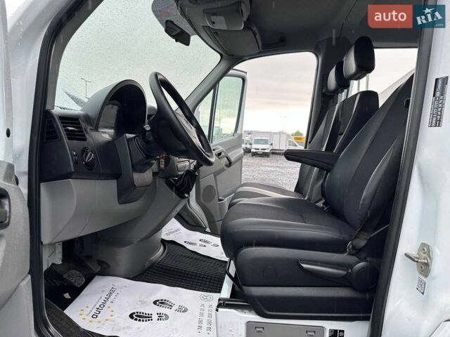 Синій Мерседес Sprinter, об'ємом двигуна 2.2 л та пробігом 156 тис. км за 21900 $, фото 28 на Automoto.ua