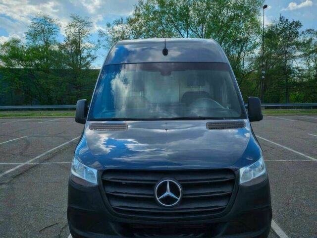Синий Мерседес Sprinter, объемом двигателя 3 л и пробегом 44 тыс. км за 14500 $, фото 1 на Automoto.ua