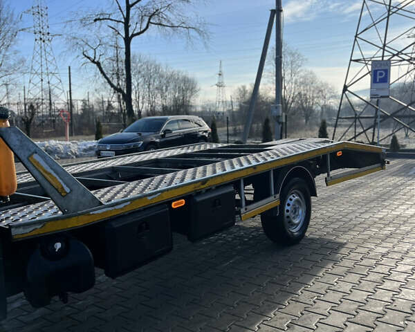 Синий Мерседес Sprinter, объемом двигателя 2.69 л и пробегом 388 тыс. км за 11300 $, фото 15 на Automoto.ua