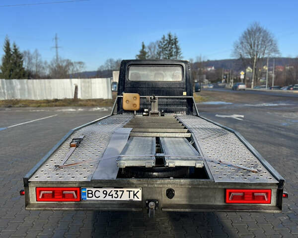 Синий Мерседес Sprinter, объемом двигателя 2.69 л и пробегом 388 тыс. км за 11300 $, фото 10 на Automoto.ua