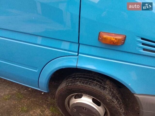 Синий Мерседес Sprinter, объемом двигателя 2.2 л и пробегом 251 тыс. км за 15900 $, фото 30 на Automoto.ua
