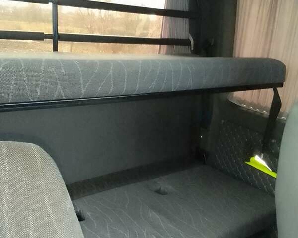 Синий Мерседес Sprinter, объемом двигателя 2.2 л и пробегом 251 тыс. км за 15900 $, фото 26 на Automoto.ua