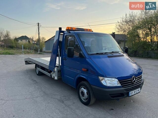 Синий Мерседес Sprinter, объемом двигателя 2.15 л и пробегом 592 тыс. км за 17700 $, фото 5 на Automoto.ua
