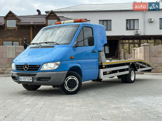 Синий Мерседес Sprinter, объемом двигателя 2.69 л и пробегом 350 тыс. км за 15900 $, фото 2 на Automoto.ua
