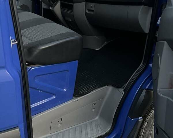 Синий Мерседес Sprinter, объемом двигателя 2.1 л и пробегом 0 тыс. км за 18500 $, фото 17 на Automoto.ua