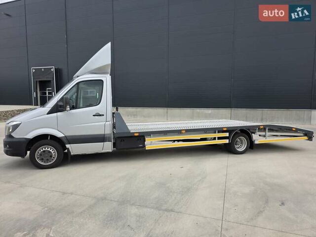 Синий Мерседес Sprinter, объемом двигателя 2.2 л и пробегом 247 тыс. км за 29350 $, фото 3 на Automoto.ua