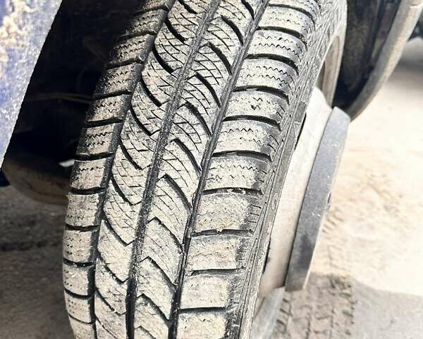 Синій Мерседес Sprinter, об'ємом двигуна 2.9 л та пробігом 669 тис. км за 4800 $, фото 18 на Automoto.ua