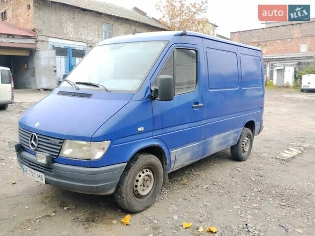 Синий Мерседес Sprinter, объемом двигателя 3 л и пробегом 125 тыс. км за 4500 $, фото 4 на Automoto.ua