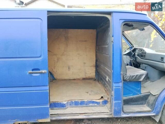 Синий Мерседес Sprinter, объемом двигателя 3 л и пробегом 125 тыс. км за 4500 $, фото 12 на Automoto.ua