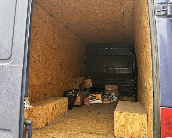 Синій Мерседес Sprinter, об'ємом двигуна 2.9 л та пробігом 669 тис. км за 4800 $, фото 17 на Automoto.ua