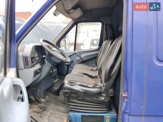 Синий Мерседес Sprinter, объемом двигателя 3 л и пробегом 125 тыс. км за 4500 $, фото 7 на Automoto.ua