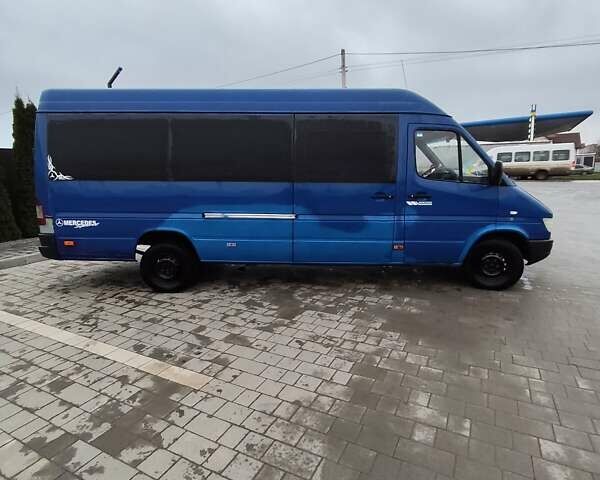 Синий Мерседес Sprinter, объемом двигателя 2.9 л и пробегом 497 тыс. км за 6890 $, фото 8 на Automoto.ua