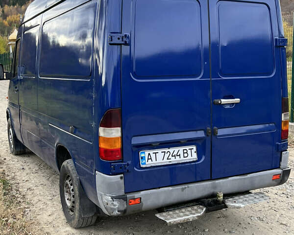 Синий Мерседес Sprinter, объемом двигателя 2.87 л и пробегом 600 тыс. км за 5950 $, фото 9 на Automoto.ua