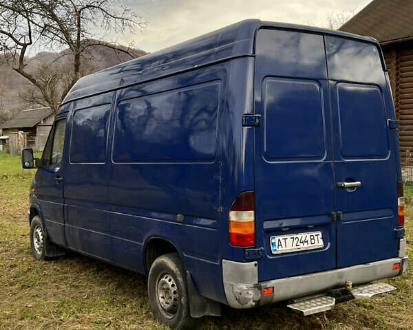Синий Мерседес Sprinter, объемом двигателя 2.87 л и пробегом 600 тыс. км за 5950 $, фото 5 на Automoto.ua
