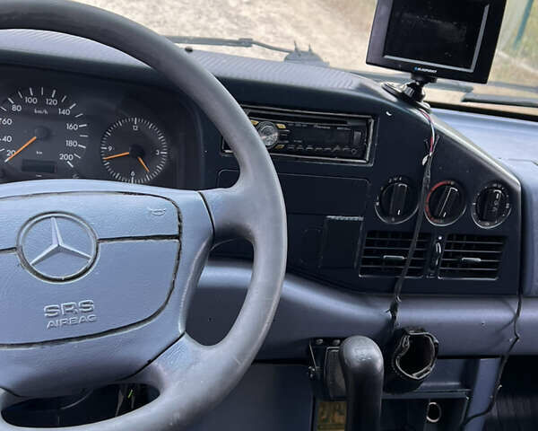 Синий Мерседес Sprinter, объемом двигателя 2.87 л и пробегом 600 тыс. км за 5950 $, фото 20 на Automoto.ua