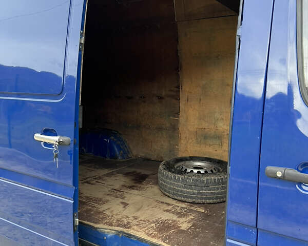 Синий Мерседес Sprinter, объемом двигателя 2.87 л и пробегом 600 тыс. км за 5950 $, фото 18 на Automoto.ua