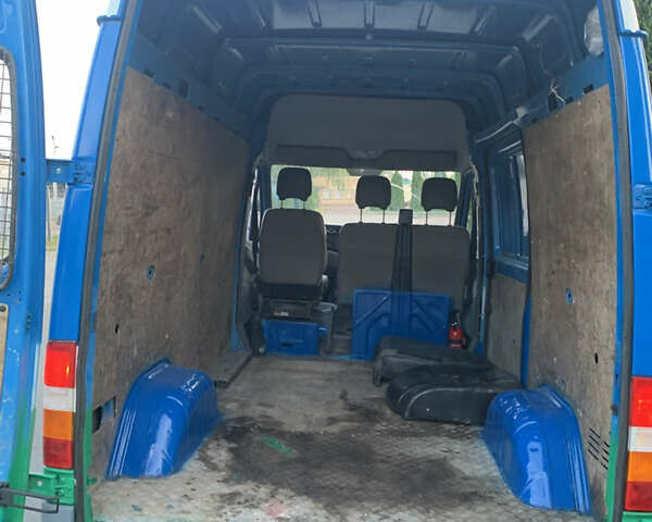 Синий Мерседес Sprinter, объемом двигателя 2.3 л и пробегом 2 тыс. км за 6500 $, фото 4 на Automoto.ua