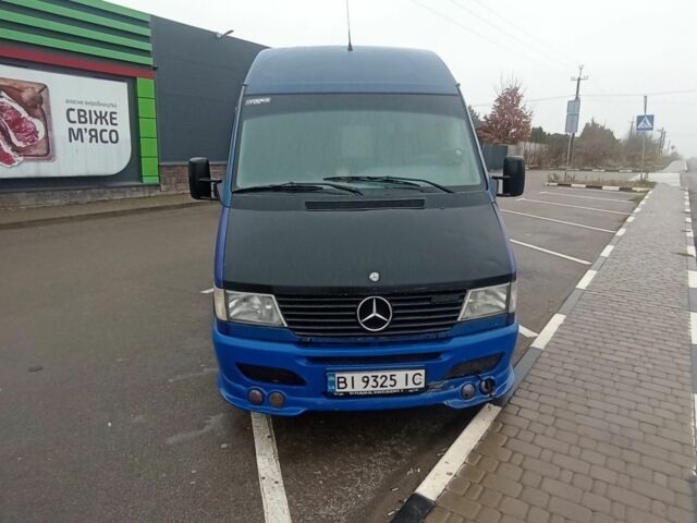 Синий Мерседес Sprinter, объемом двигателя 2.9 л и пробегом 400 тыс. км за 6299 $, фото 1 на Automoto.ua