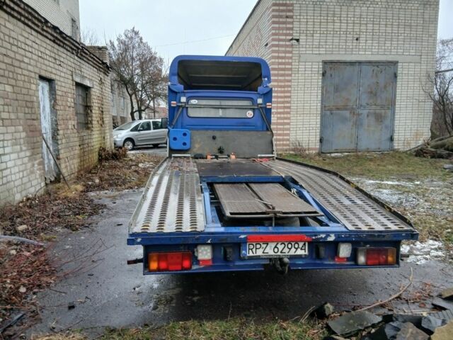 Синий Мерседес Sprinter, объемом двигателя 2.9 л и пробегом 500 тыс. км за 6300 $, фото 4 на Automoto.ua