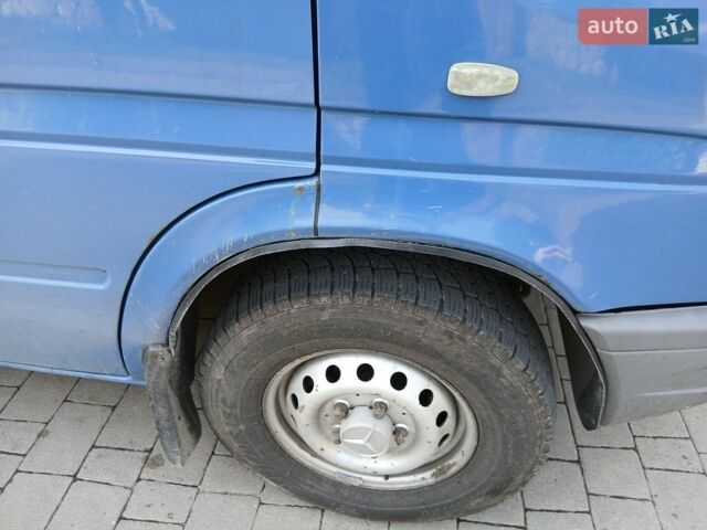 Синій Мерседес Sprinter, об'ємом двигуна 2.2 л та пробігом 380 тис. км за 6500 $, фото 10 на Automoto.ua