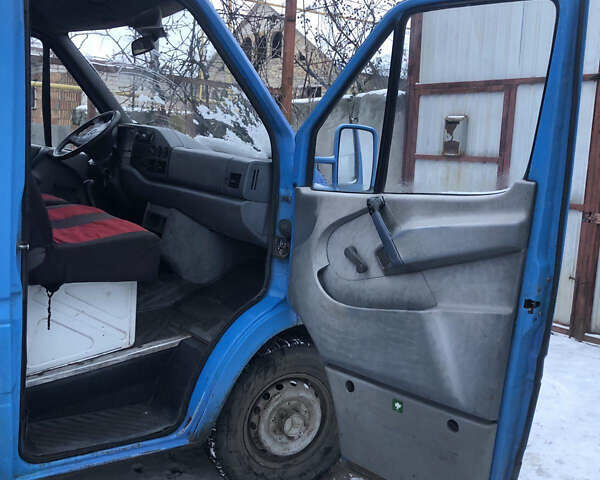 Синій Мерседес Sprinter, об'ємом двигуна 2.95 л та пробігом 400 тис. км за 5600 $, фото 6 на Automoto.ua