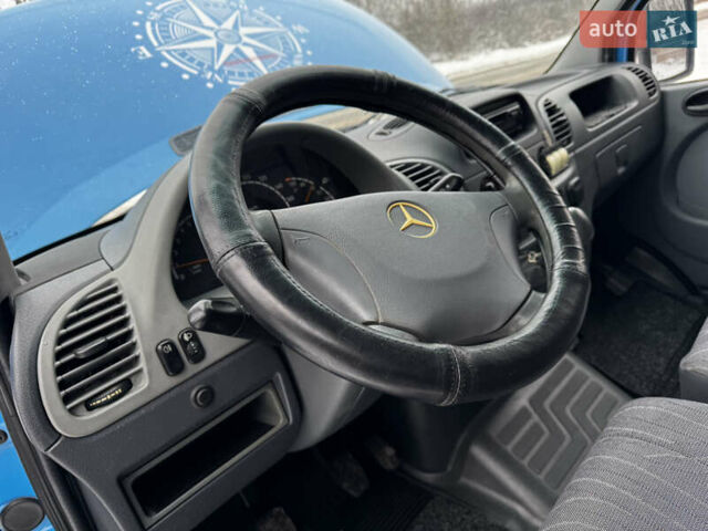 Синий Мерседес Sprinter, объемом двигателя 2.15 л и пробегом 314 тыс. км за 7200 $, фото 51 на Automoto.ua