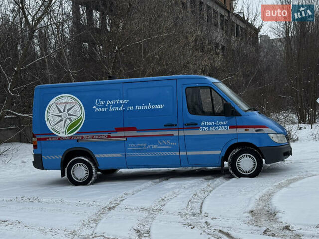 Синий Мерседес Sprinter, объемом двигателя 2.15 л и пробегом 314 тыс. км за 7200 $, фото 34 на Automoto.ua