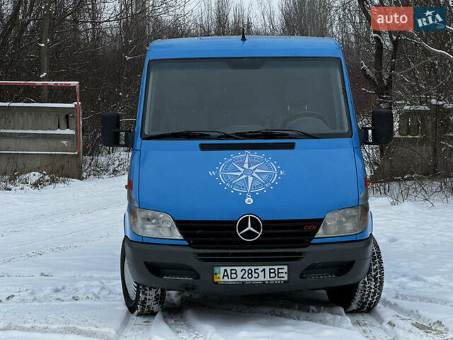 Синий Мерседес Sprinter, объемом двигателя 2.15 л и пробегом 314 тыс. км за 7200 $, фото 6 на Automoto.ua