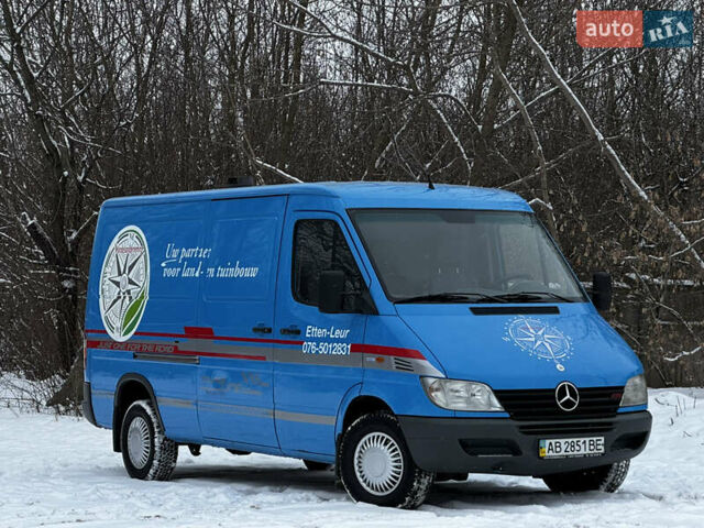 Синий Мерседес Sprinter, объемом двигателя 2.15 л и пробегом 314 тыс. км за 7200 $, фото 12 на Automoto.ua