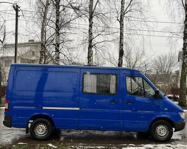 Синий Мерседес Sprinter, объемом двигателя 2.2 л и пробегом 375 тыс. км за 8500 $, фото 11 на Automoto.ua