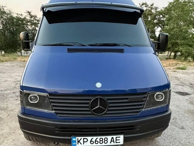 Синий Мерседес Sprinter, объемом двигателя 2.9 л и пробегом 718 тыс. км за 11800 $, фото 25 на Automoto.ua