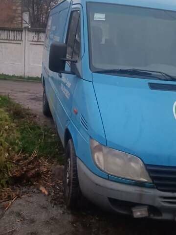 Синій Мерседес Sprinter, об'ємом двигуна 2.2 л та пробігом 331 тис. км за 3950 $, фото 1 на Automoto.ua