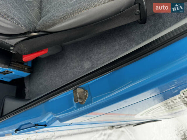 Синий Мерседес Sprinter, объемом двигателя 2.15 л и пробегом 314 тыс. км за 7200 $, фото 50 на Automoto.ua