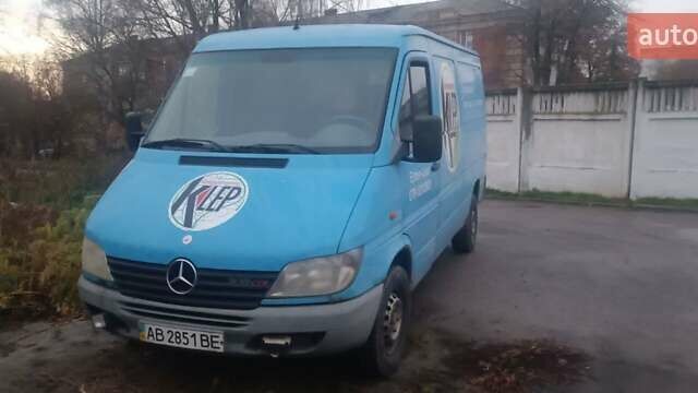 Синій Мерседес Sprinter, об'ємом двигуна 2.2 л та пробігом 331 тис. км за 3950 $, фото 3 на Automoto.ua