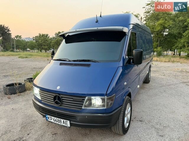 Синий Мерседес Sprinter, объемом двигателя 2.9 л и пробегом 718 тыс. км за 9000 $, фото 5 на Automoto.ua